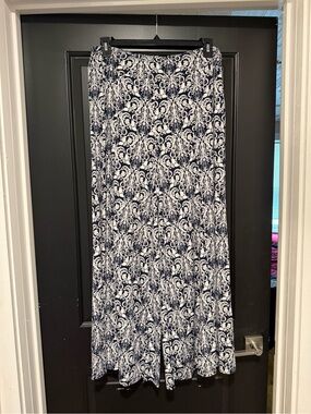 Women's Navy & White Printed Maxi Skirt